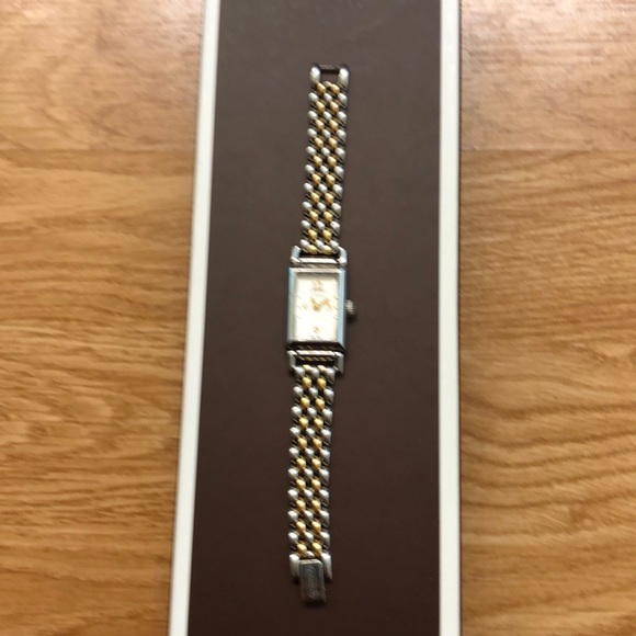 Coach watch - Picture 3 of 5